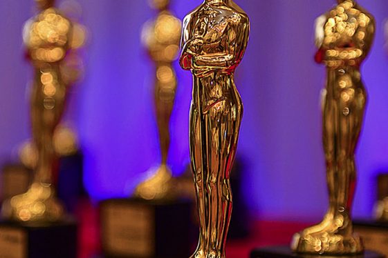 How the 2017 Oscars Provide Insights into the Role of Social Media